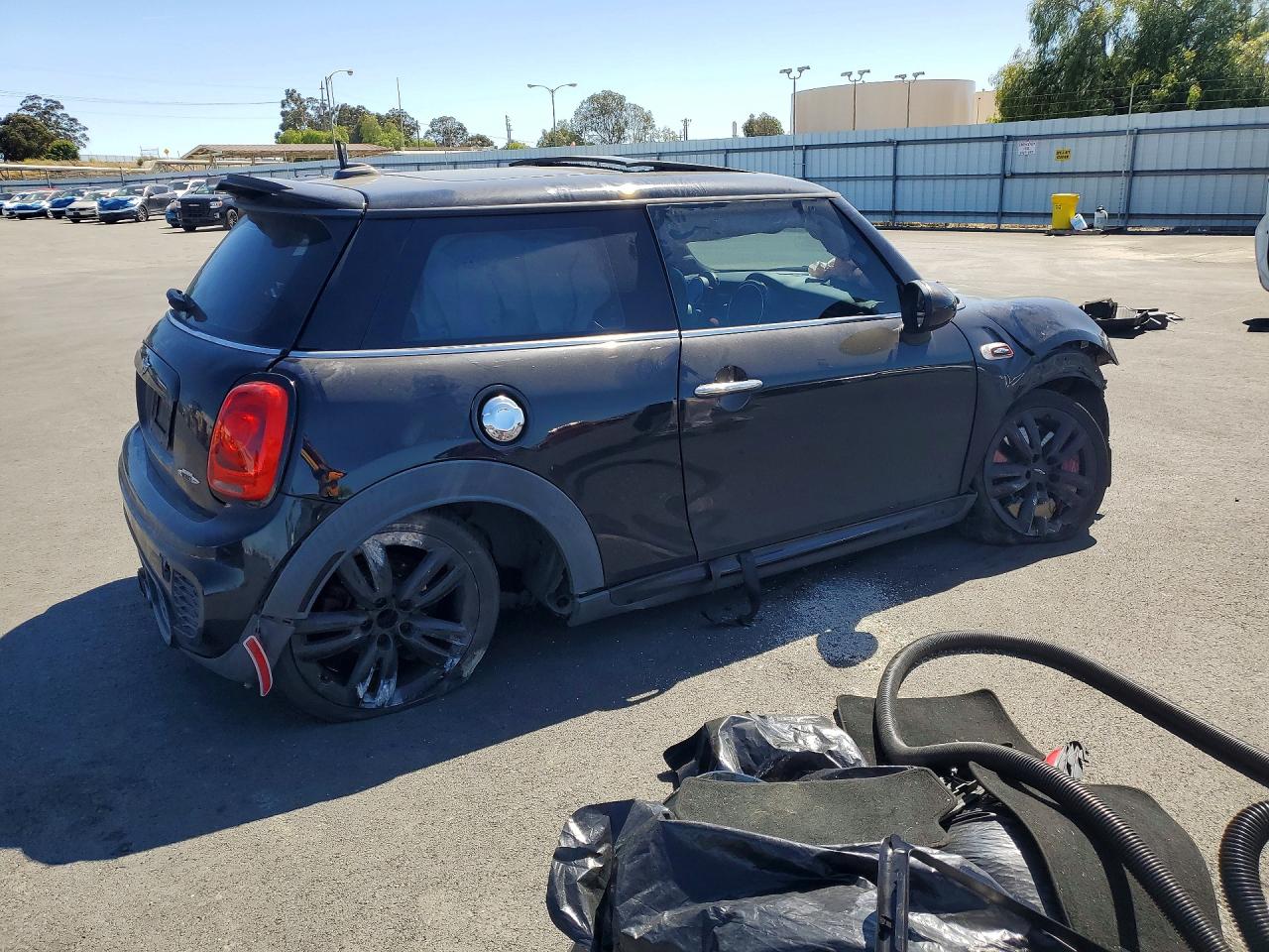 2017 MINI COOPER