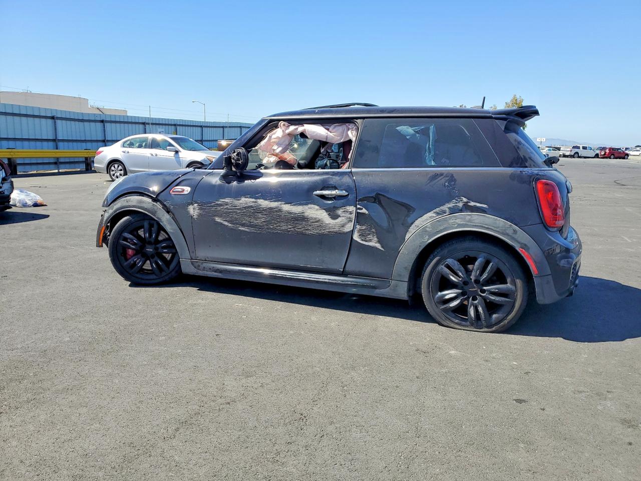 2017 MINI COOPER