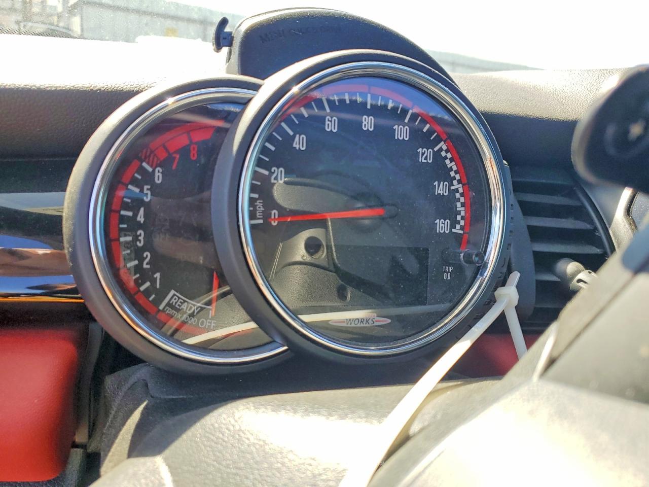 2017 MINI COOPER