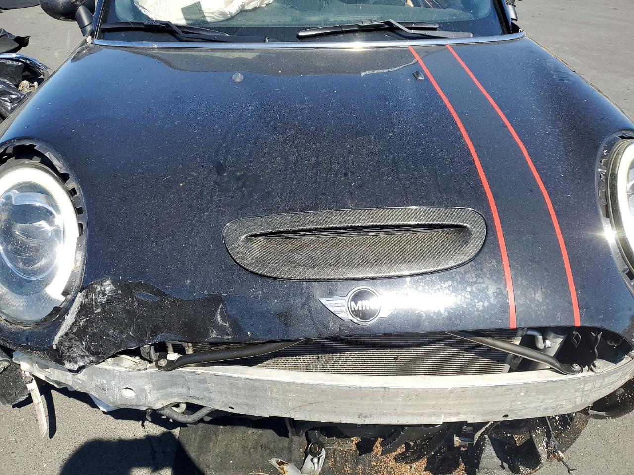 2017 MINI COOPER