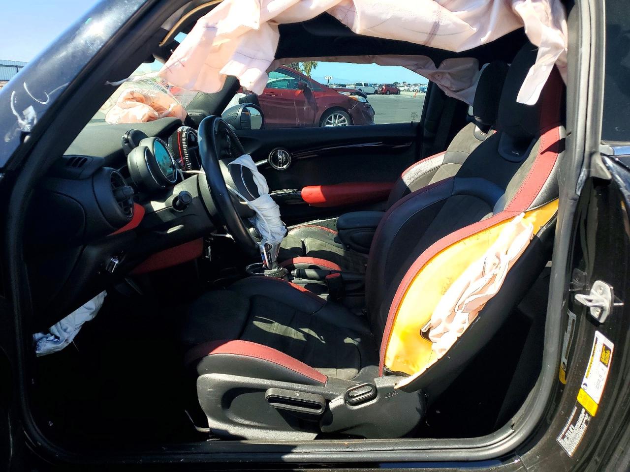 2017 MINI COOPER