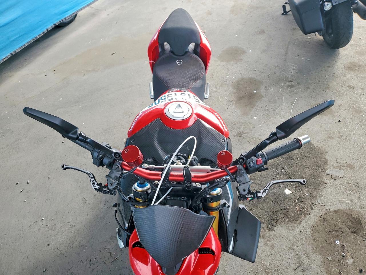 2021 DUCATI STREETFIGH