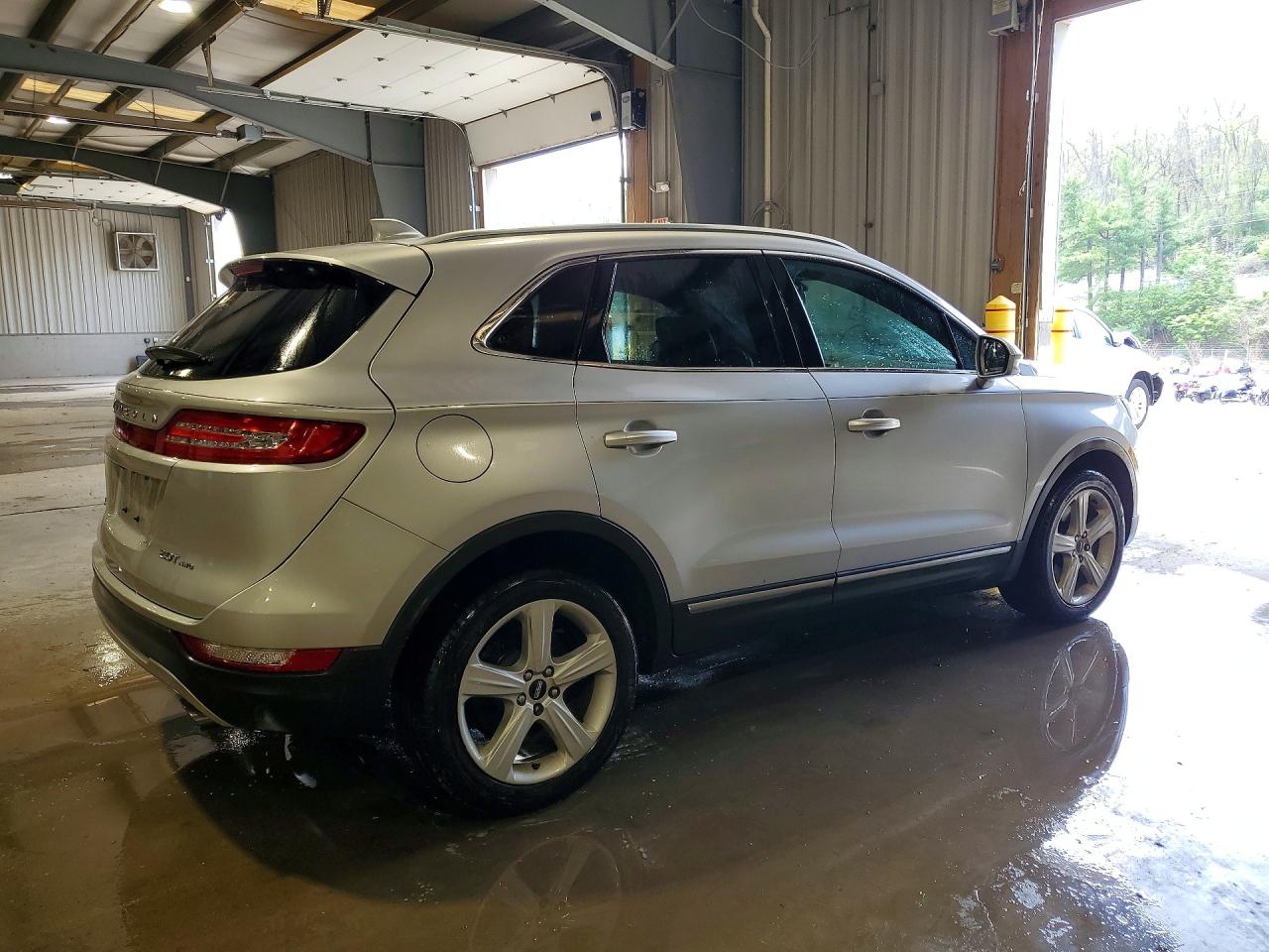 2017 LINCOLN MKC