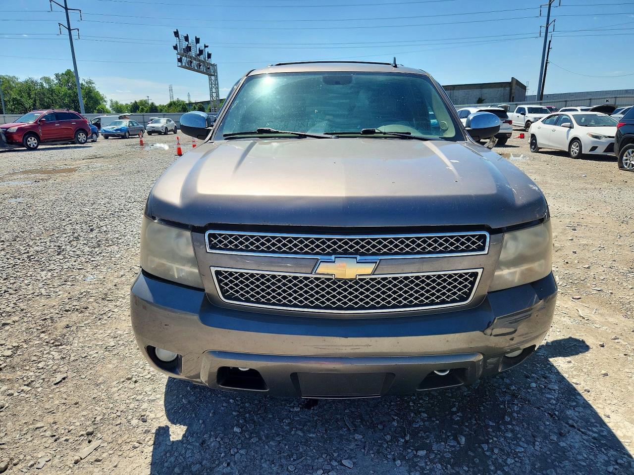 2011 CHEVROLET TAHOE