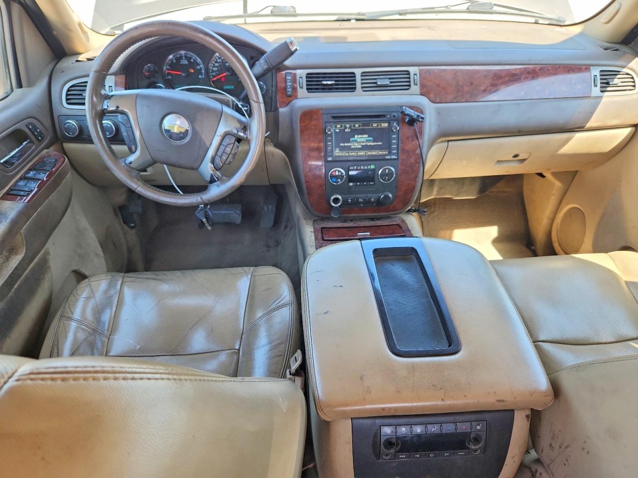 2011 CHEVROLET TAHOE