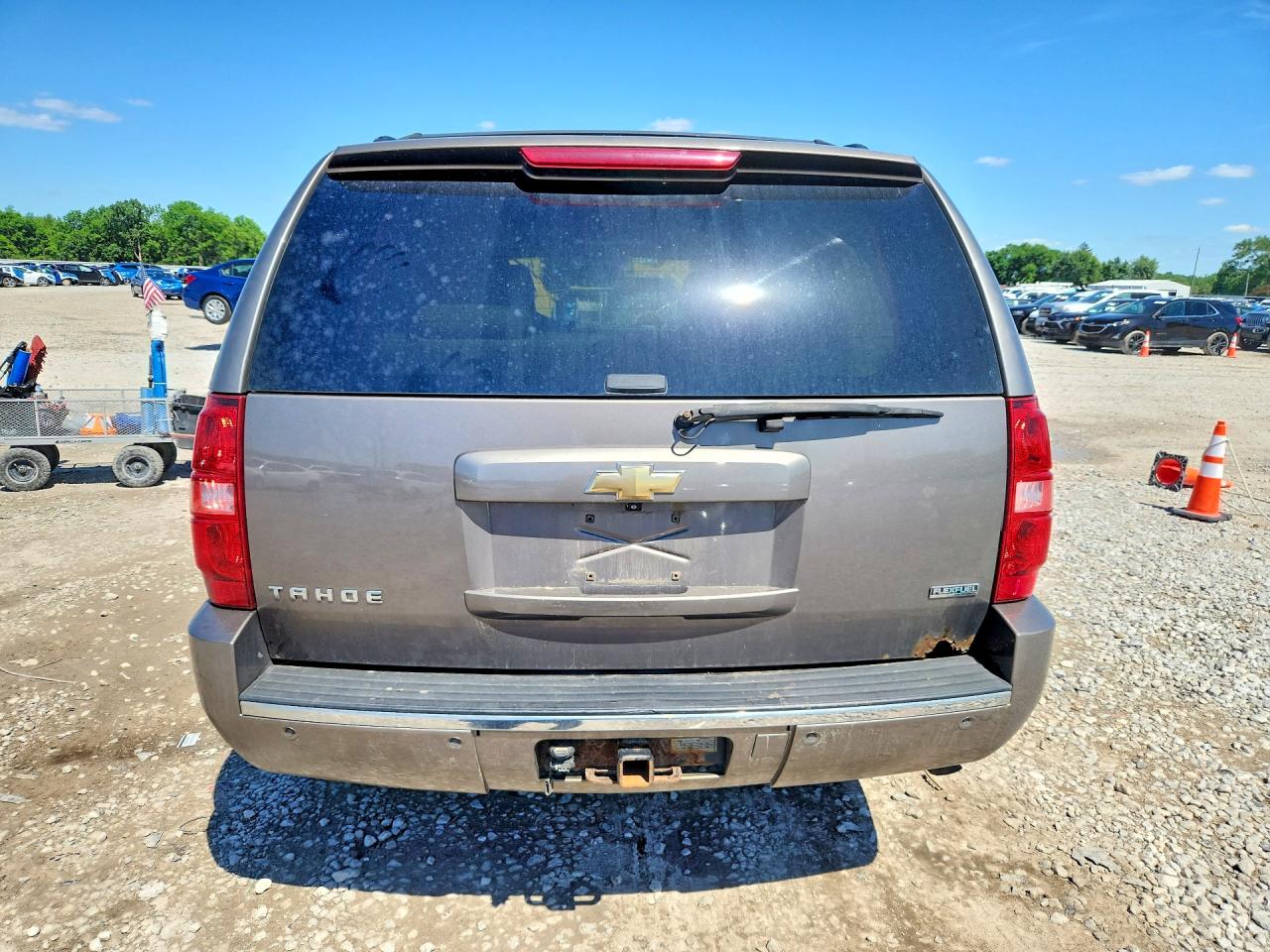 2011 CHEVROLET TAHOE
