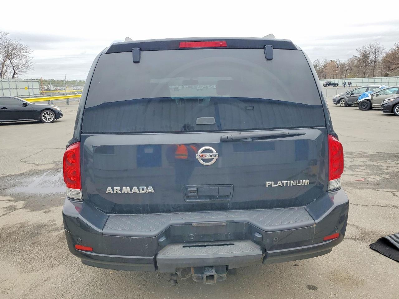 2015 NISSAN ARMADA