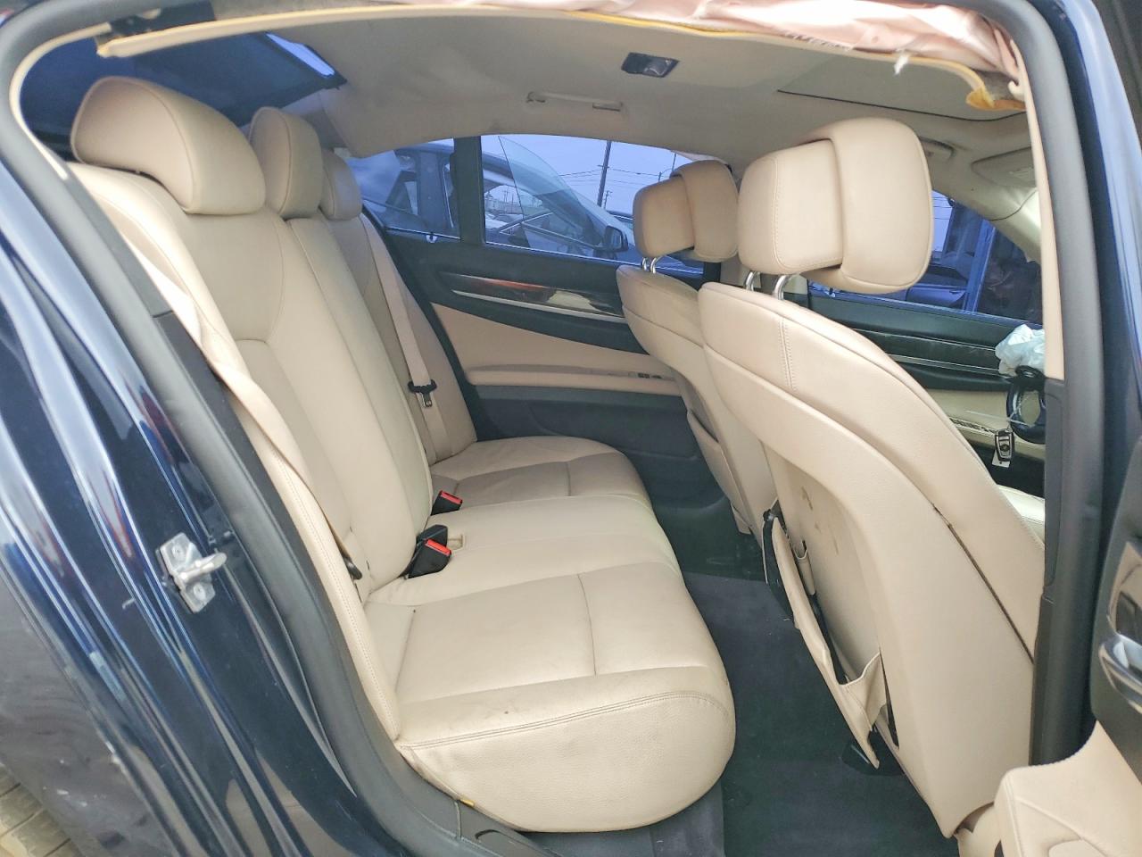 2012 BMW 7 SERIES