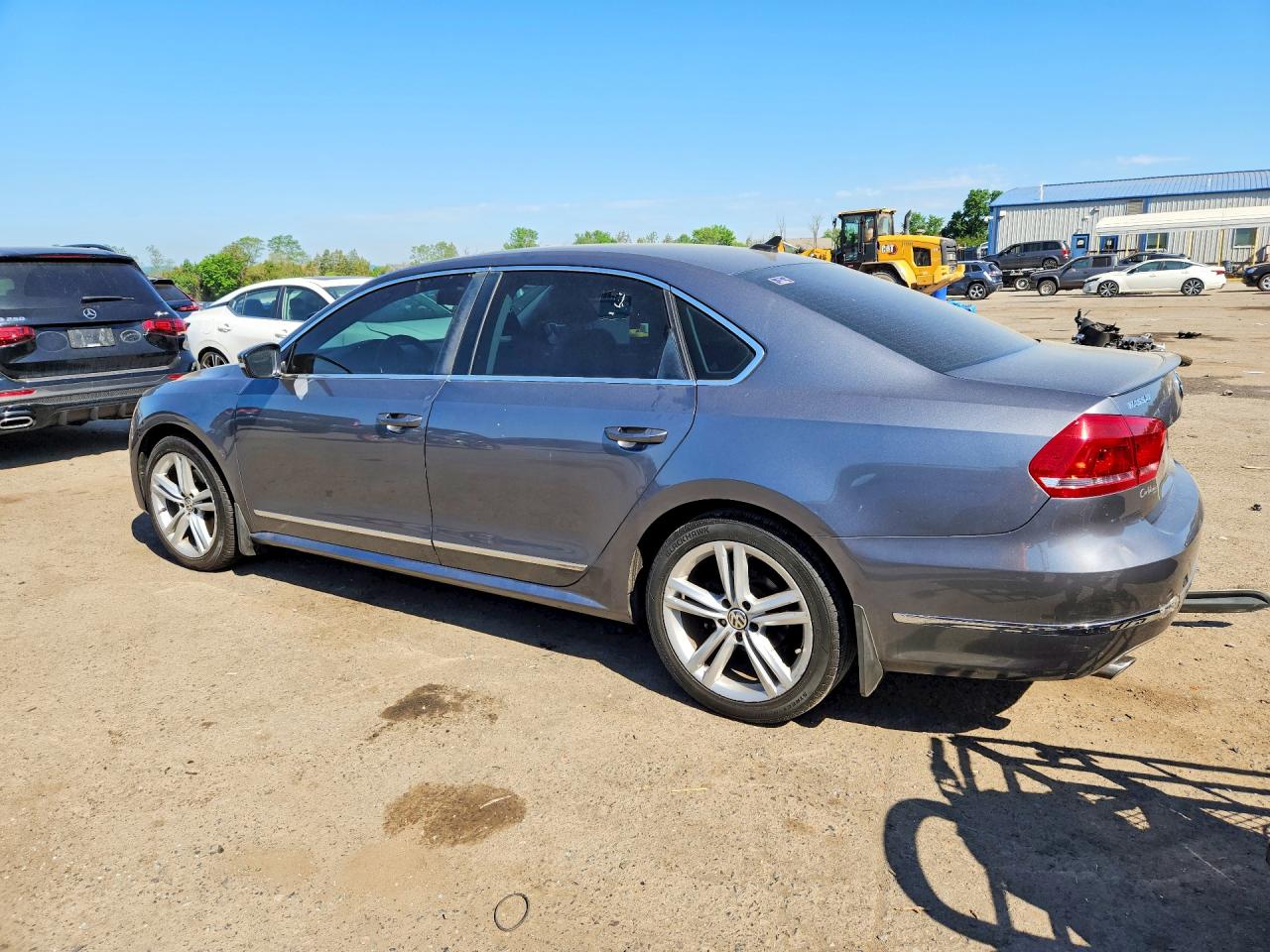 2014 VOLKSWAGEN PASSAT