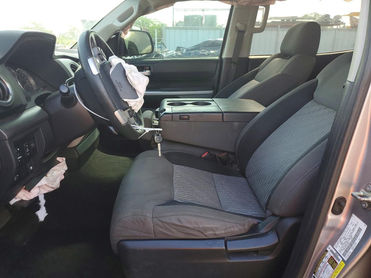 2016 TOYOTA TUNDRA