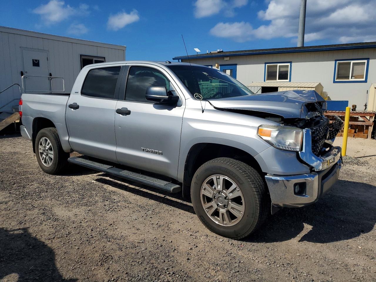 2016 TOYOTA TUNDRA