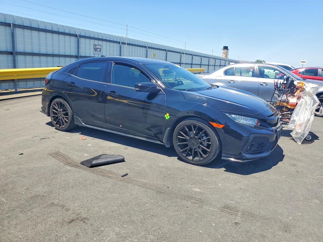 2018 HONDA CIVIC