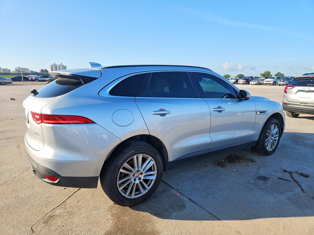 2018 JAGUAR F-PACE