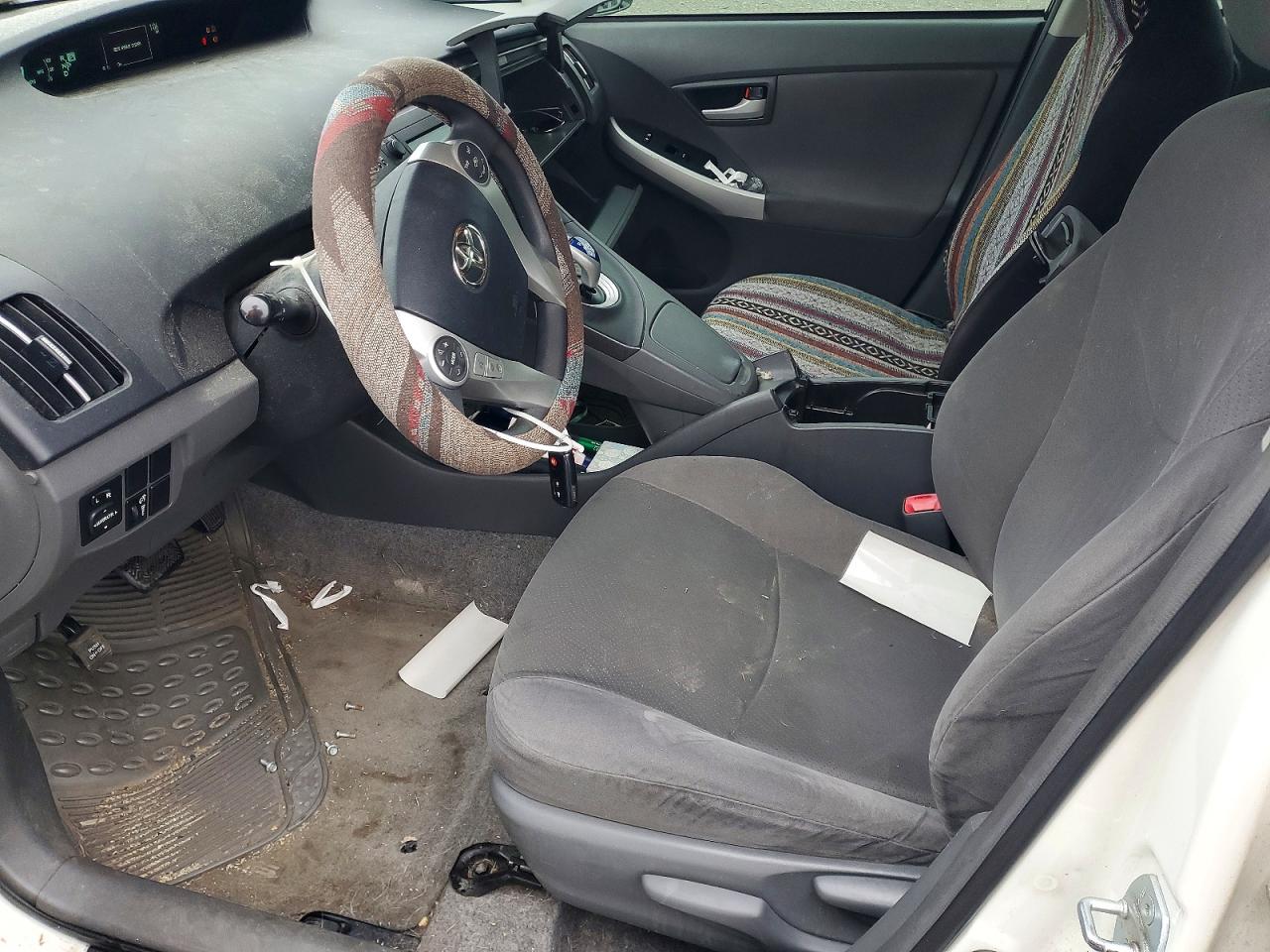 2011 TOYOTA PRIUS
