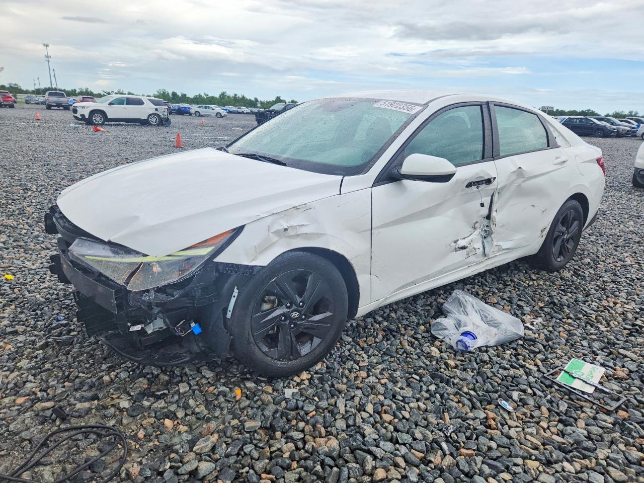 2022 HYUNDAI ELANTRA