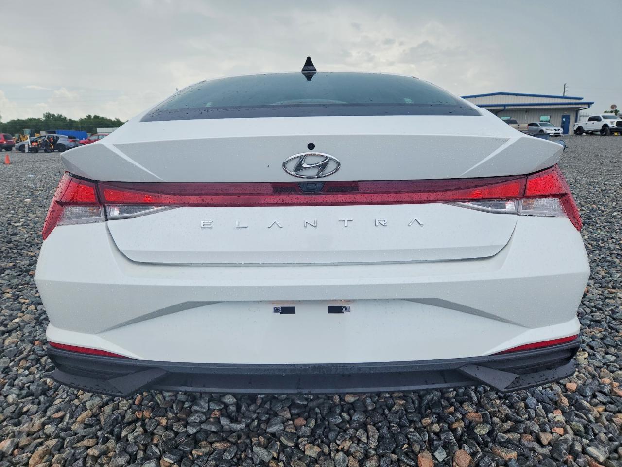 2022 HYUNDAI ELANTRA