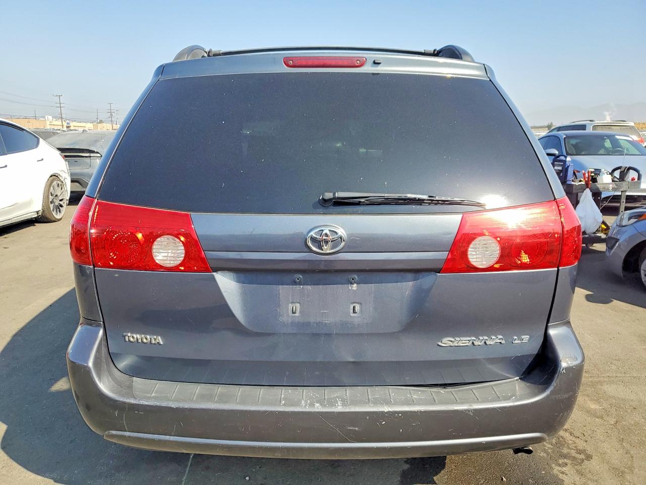 2008 TOYOTA SIENNA