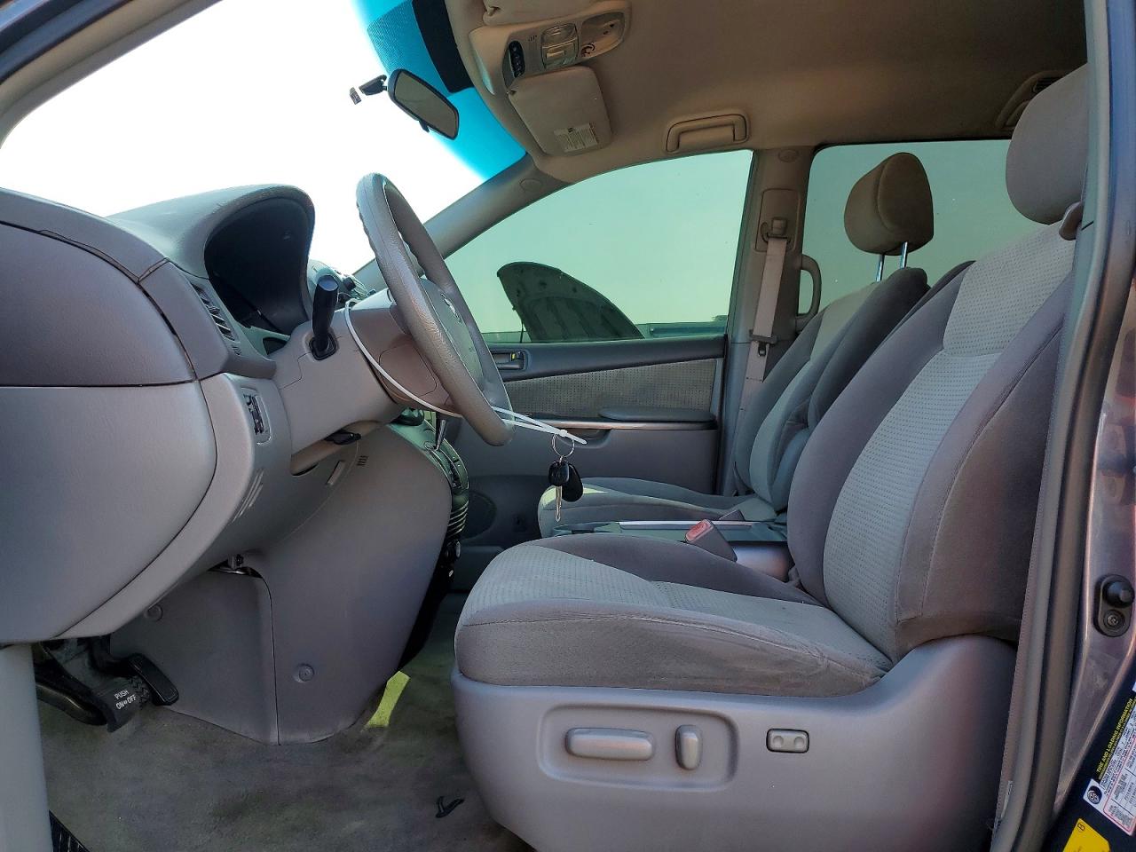 2008 TOYOTA SIENNA
