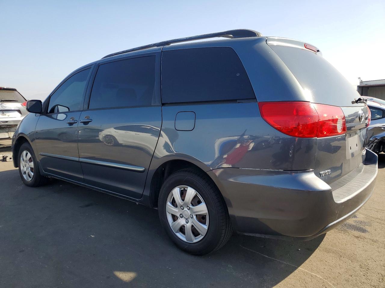 2008 TOYOTA SIENNA