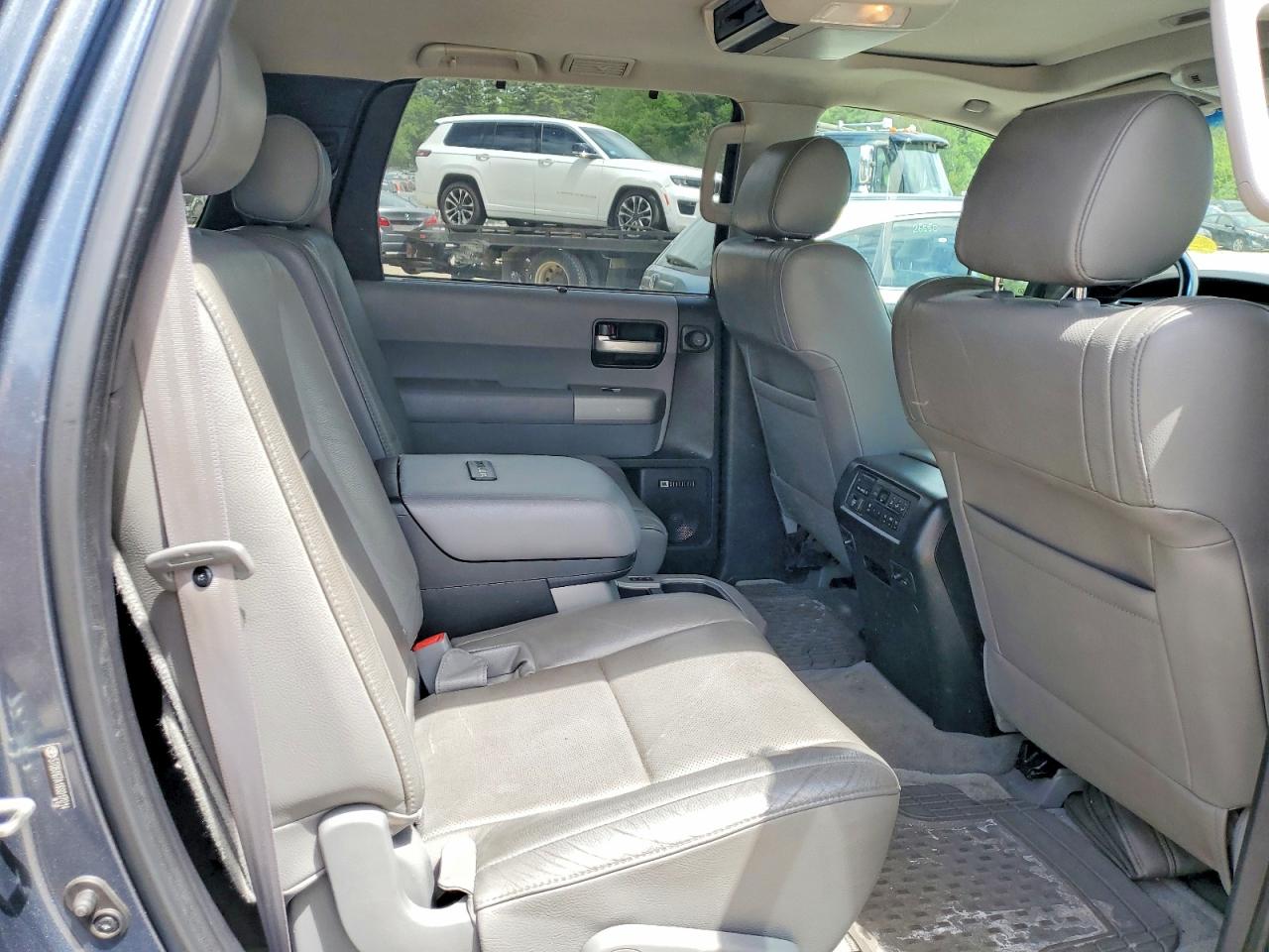 2008 TOYOTA SEQUOIA