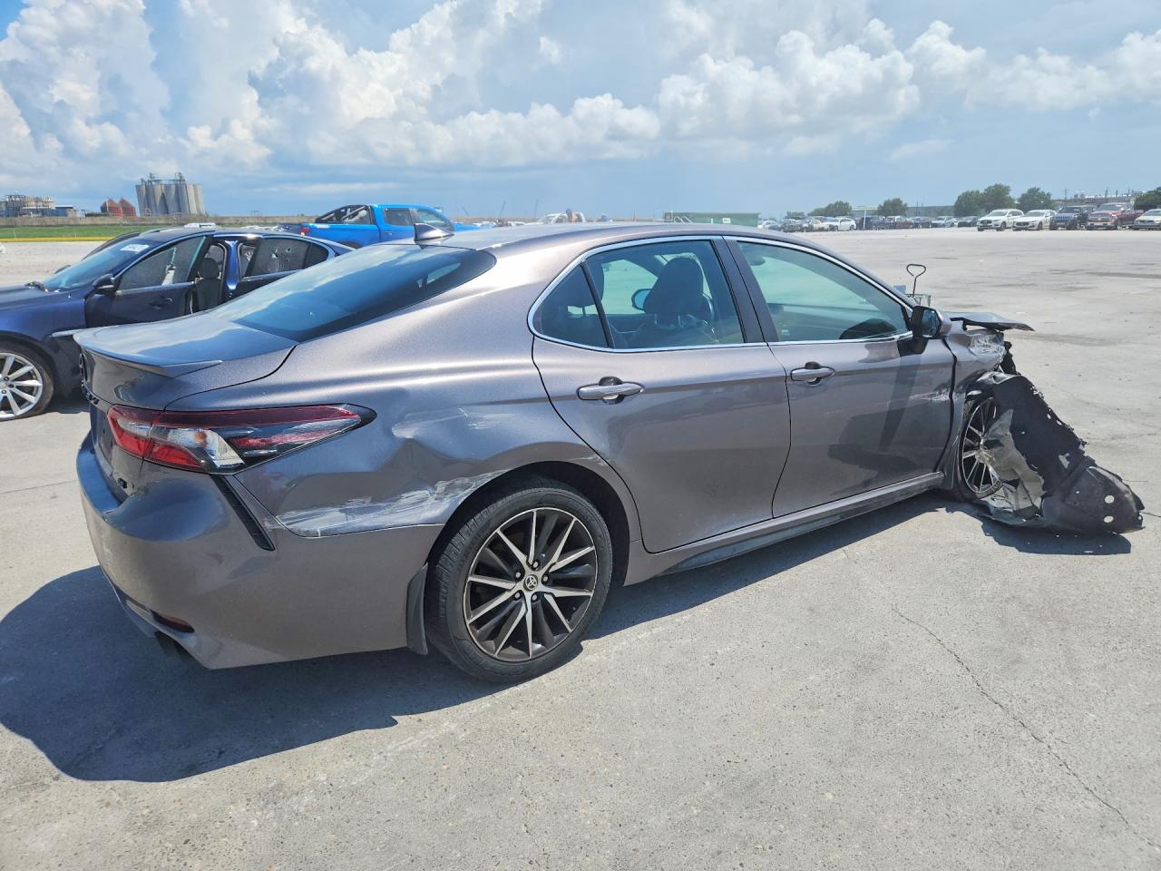 2021 TOYOTA CAMRY