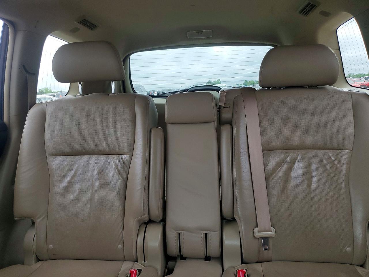 2011 TOYOTA HIGHLANDER