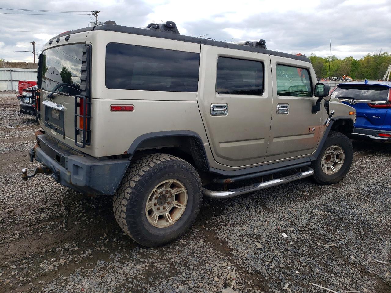 2004 HUMMER H2