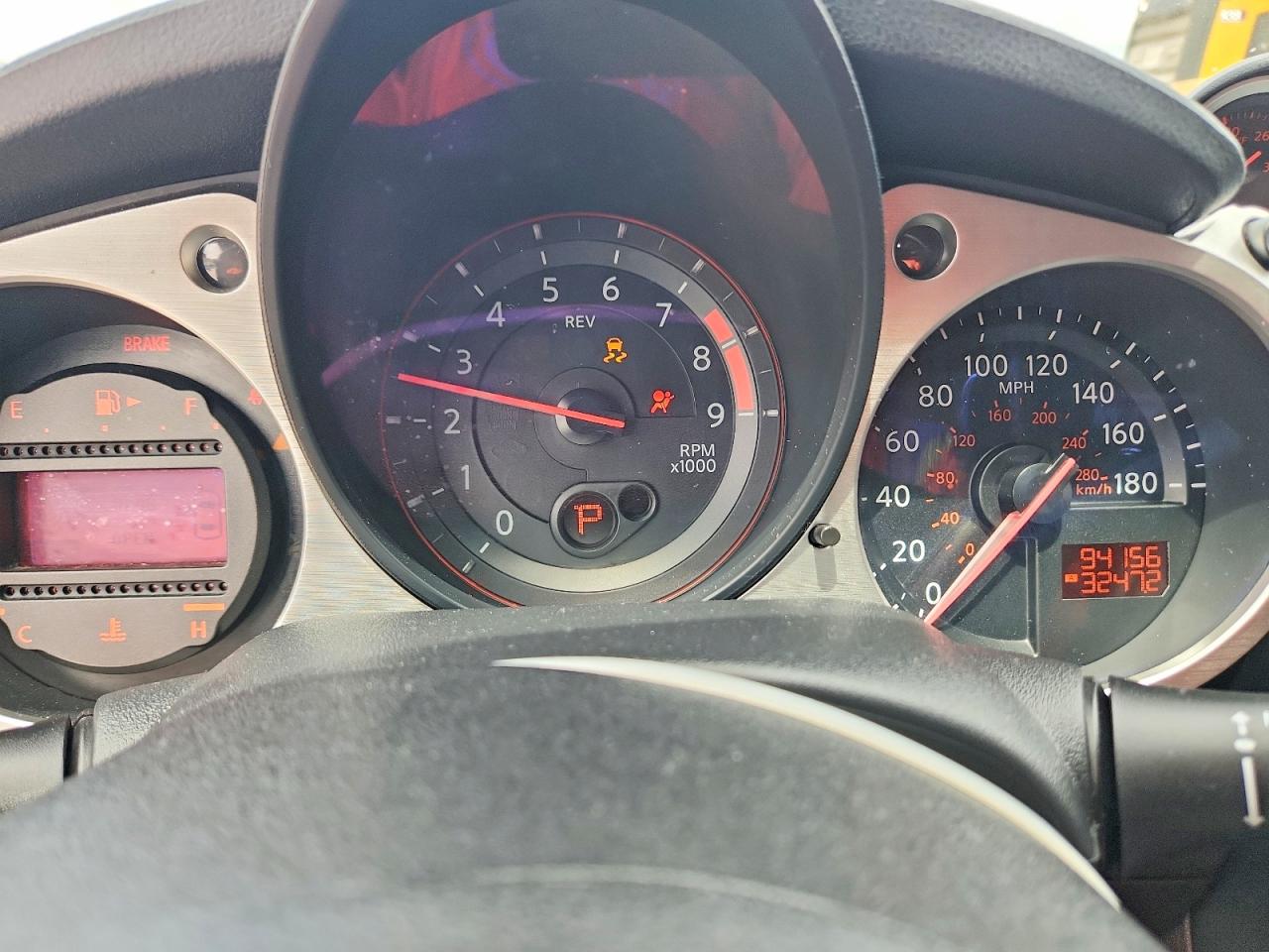 2014 NISSAN 370Z