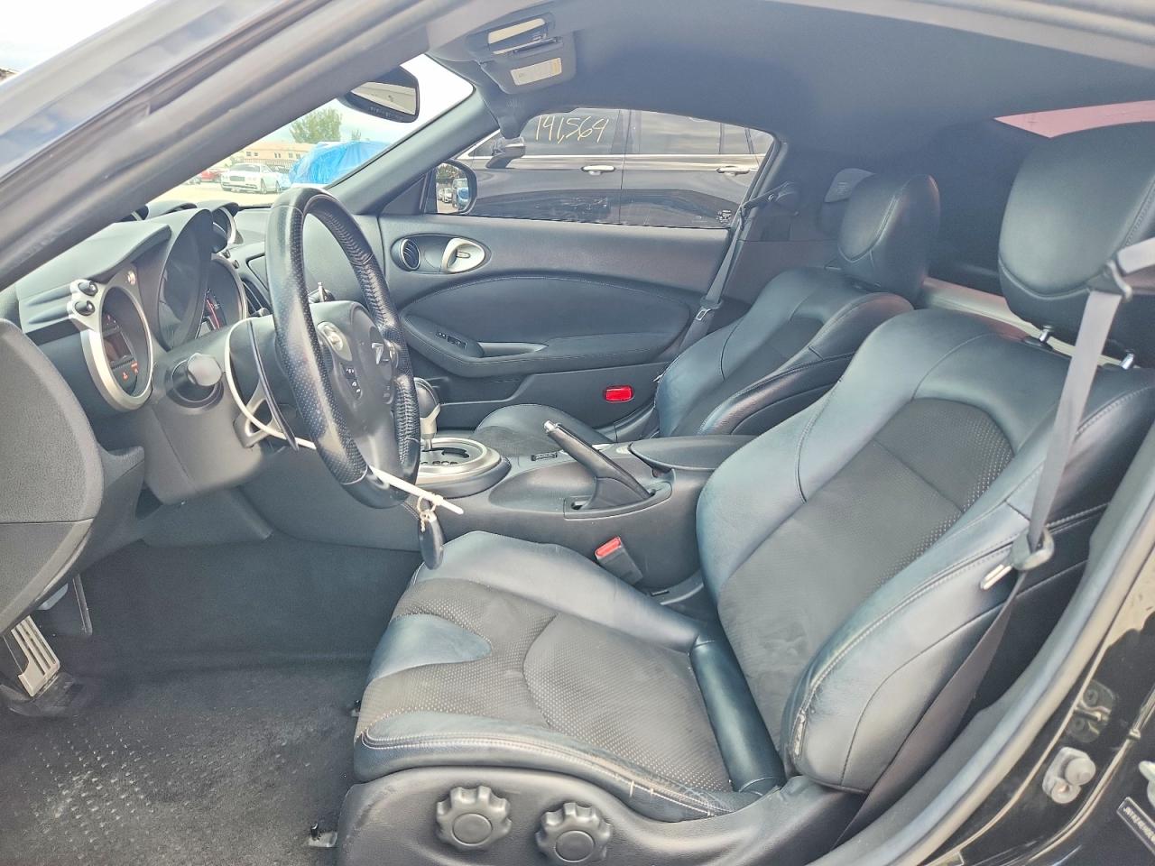2014 NISSAN 370Z