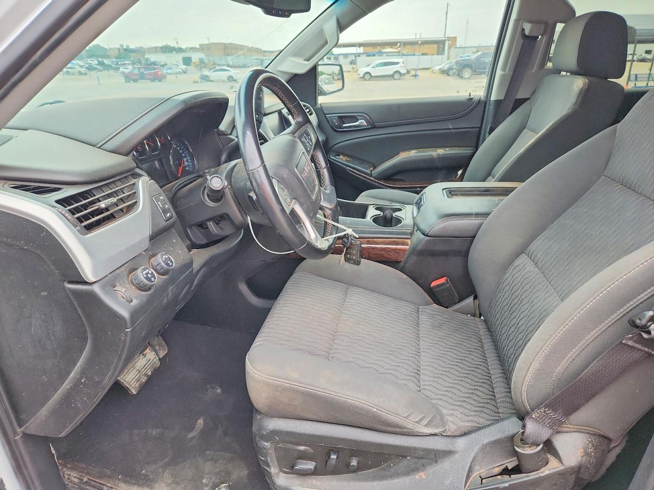 2019 GMC YUKON