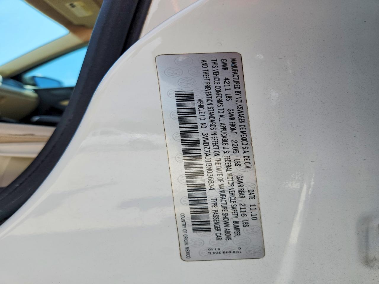 2011 VOLKSWAGEN JETTA