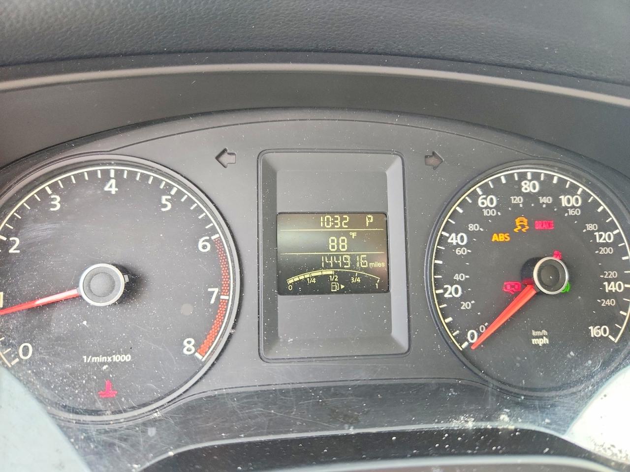 2011 VOLKSWAGEN JETTA