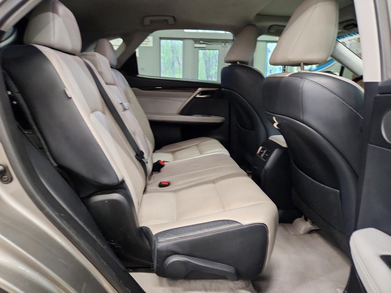2019 LEXUS RX350