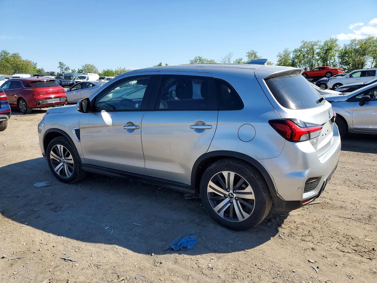2025 MITSUBISHI OUTLANDER