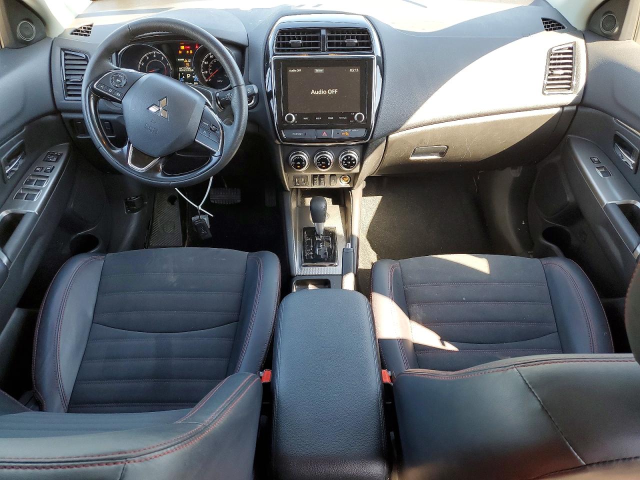 2025 MITSUBISHI OUTLANDER