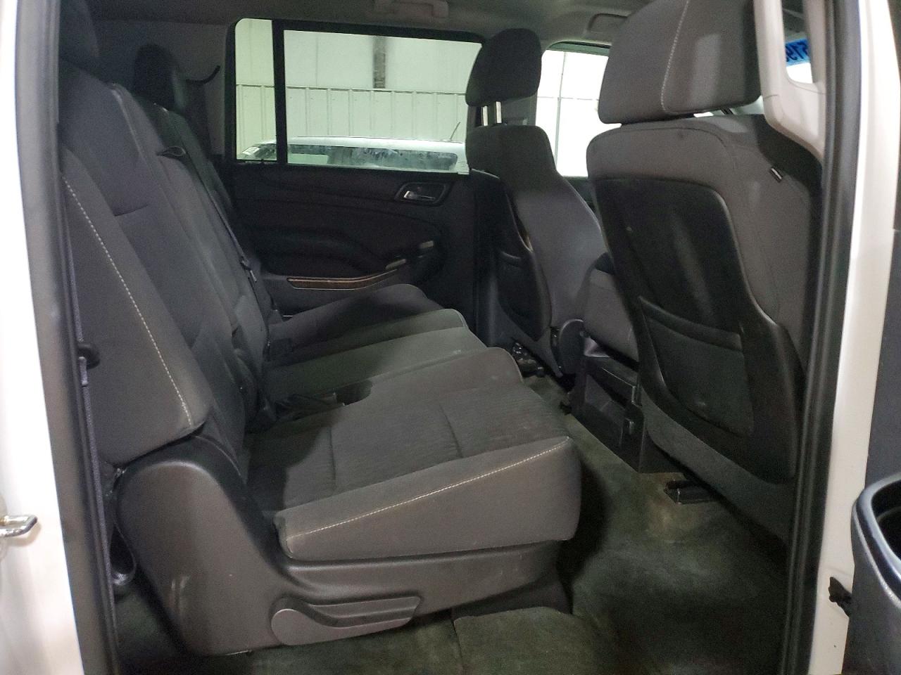 2015 CHEVROLET SUBURBAN