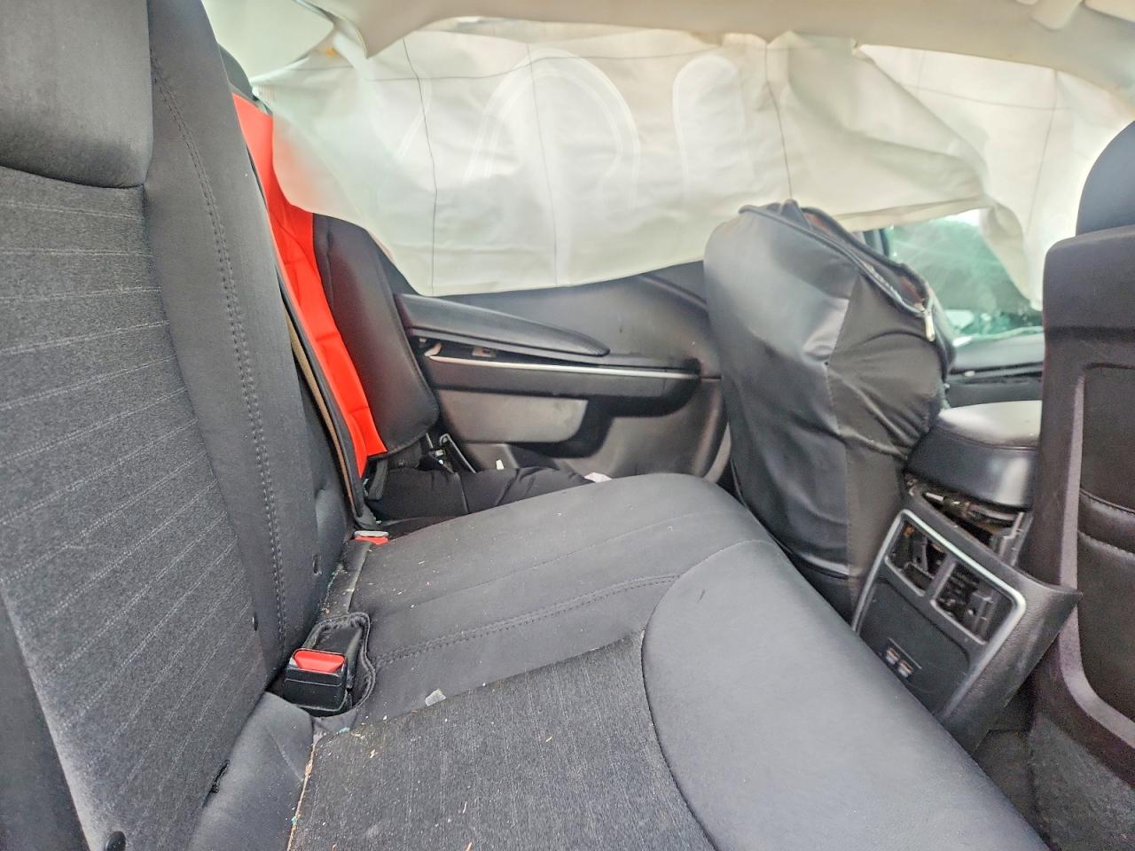 2019 CHRYSLER 300