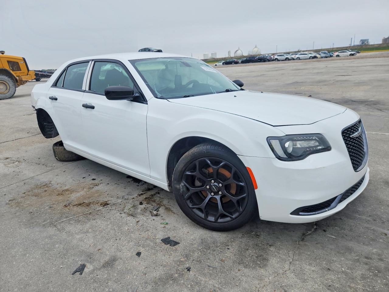 2019 CHRYSLER 300