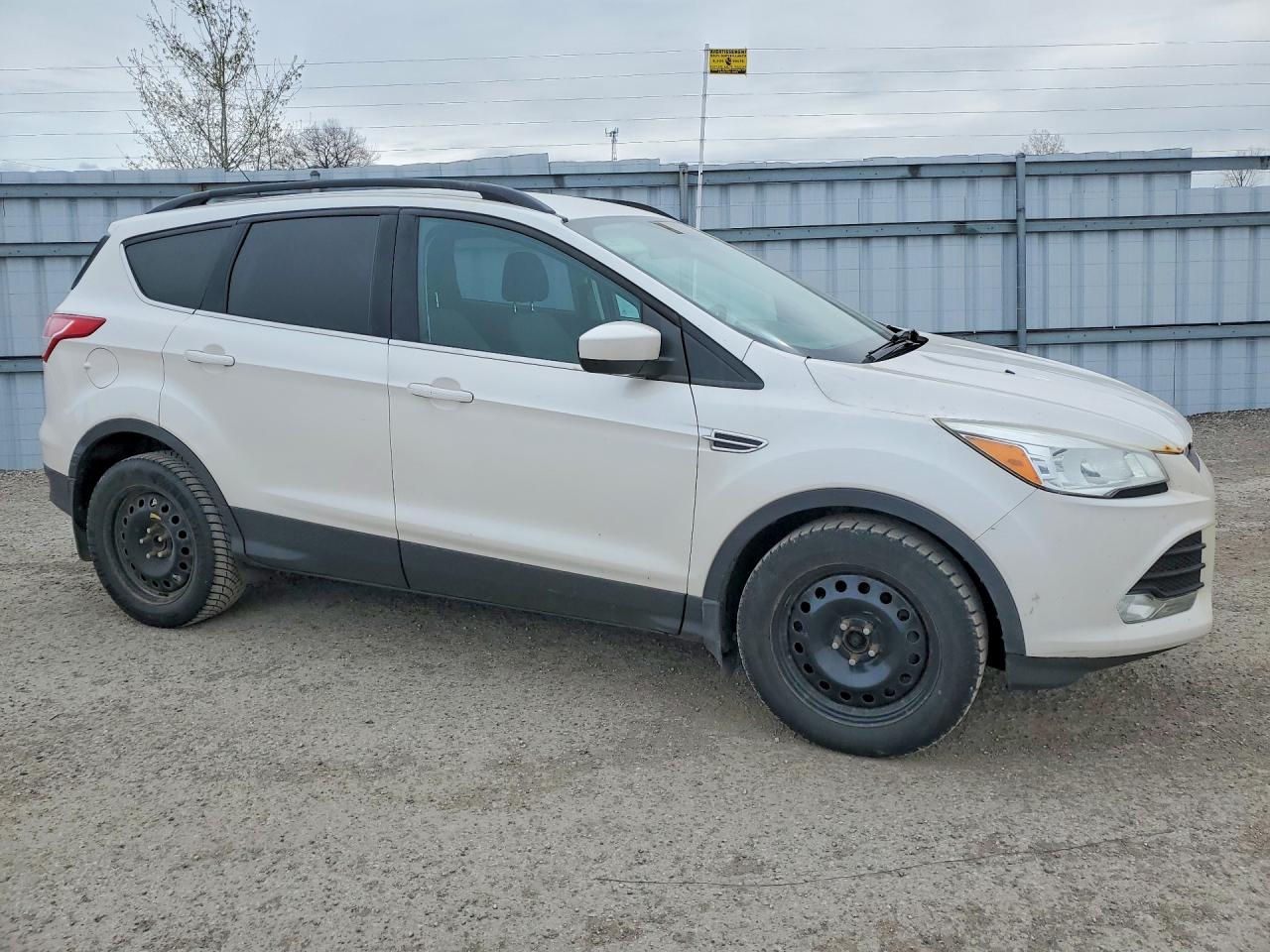 2015 FORD ESCAPE