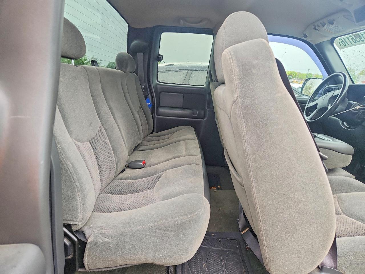 2004 CHEVROLET SILVERADO