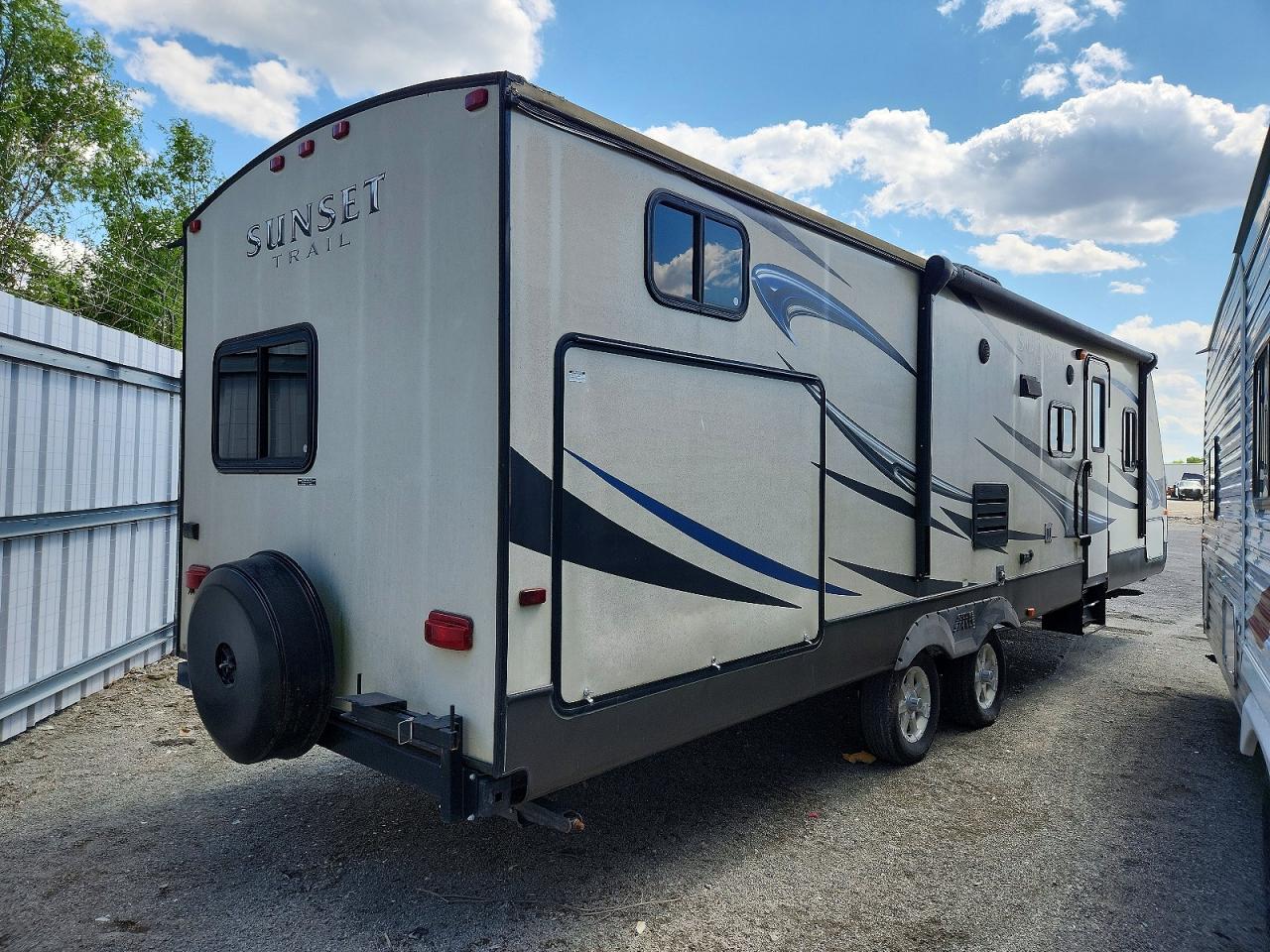 2013 SUNSET TRAIL M 300 BH