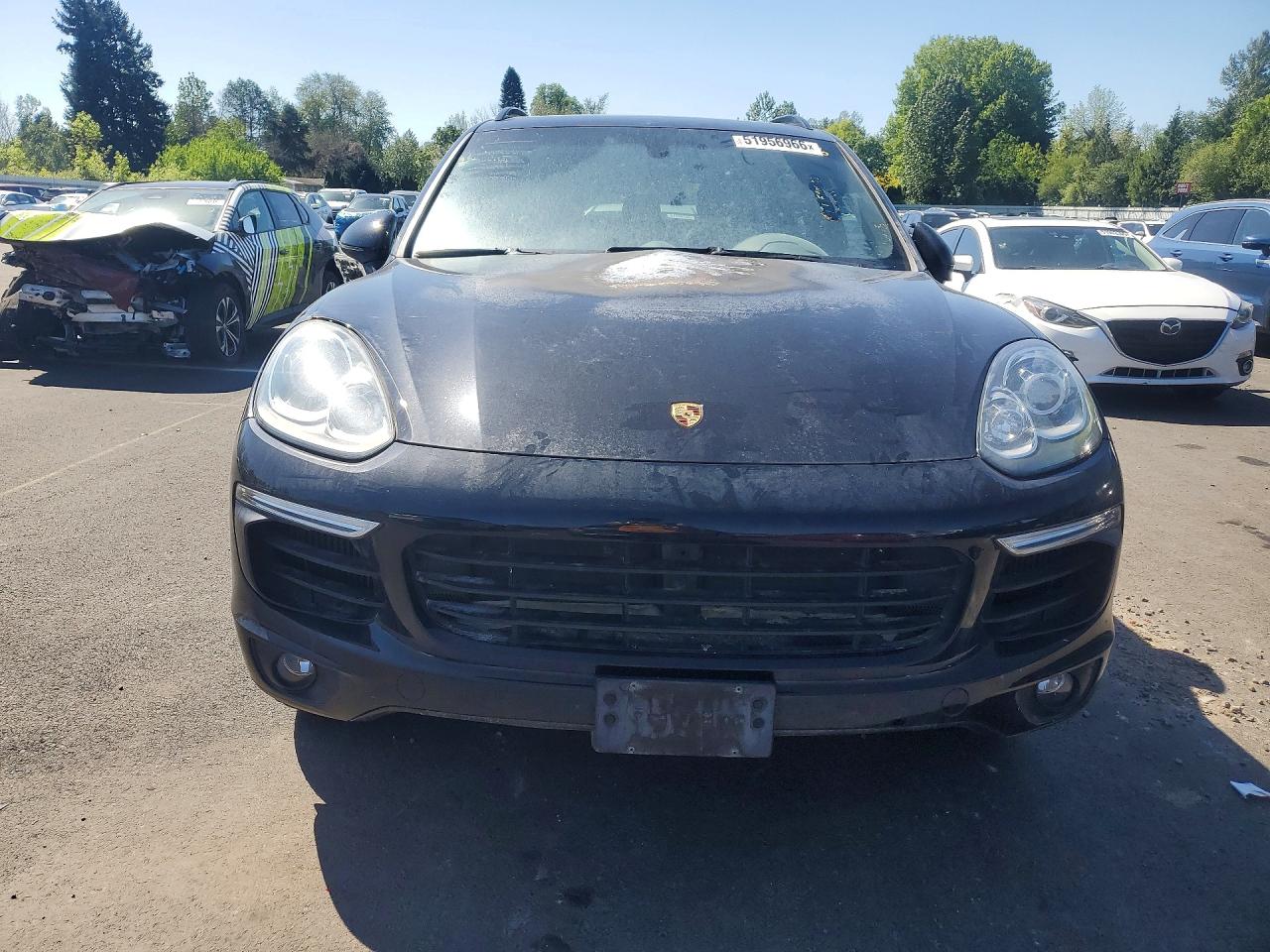 2016 PORSCHE CAYENNE