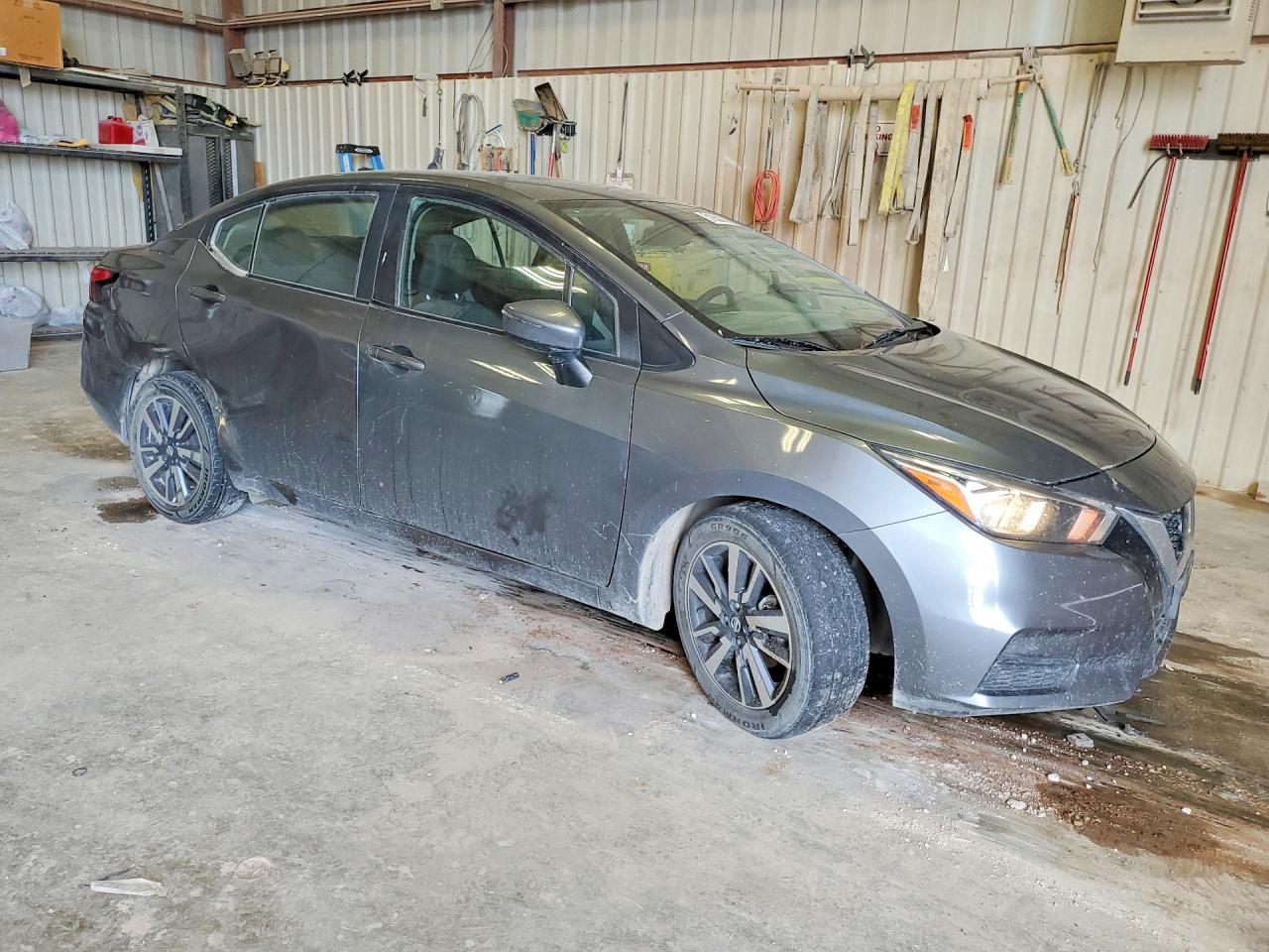 2020 NISSAN VERSA