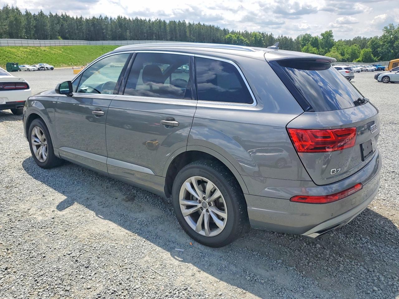 2017 AUDI Q7
