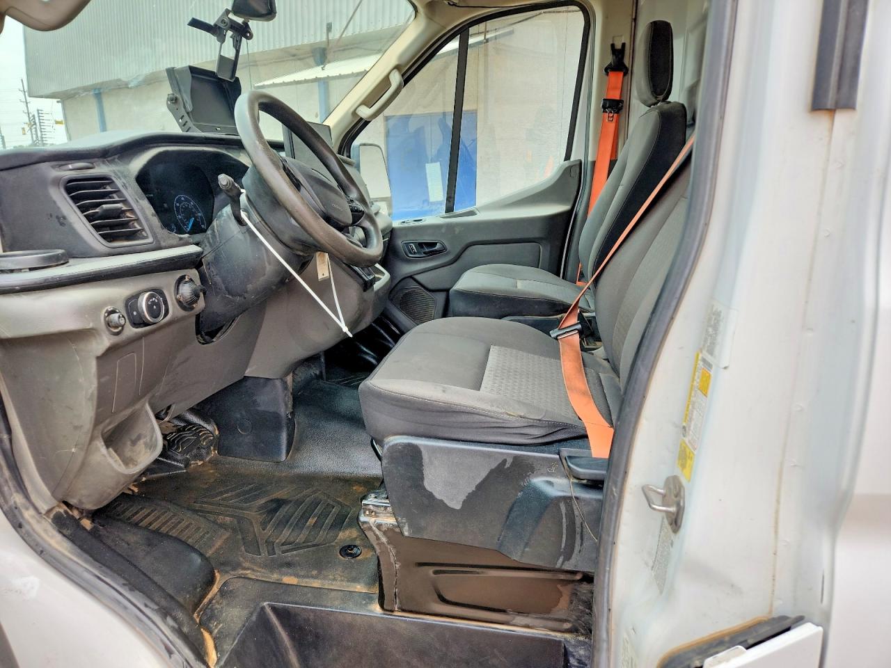 2022 FORD TRANSIT