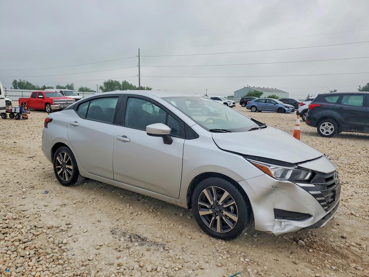 2023 NISSAN VERSA