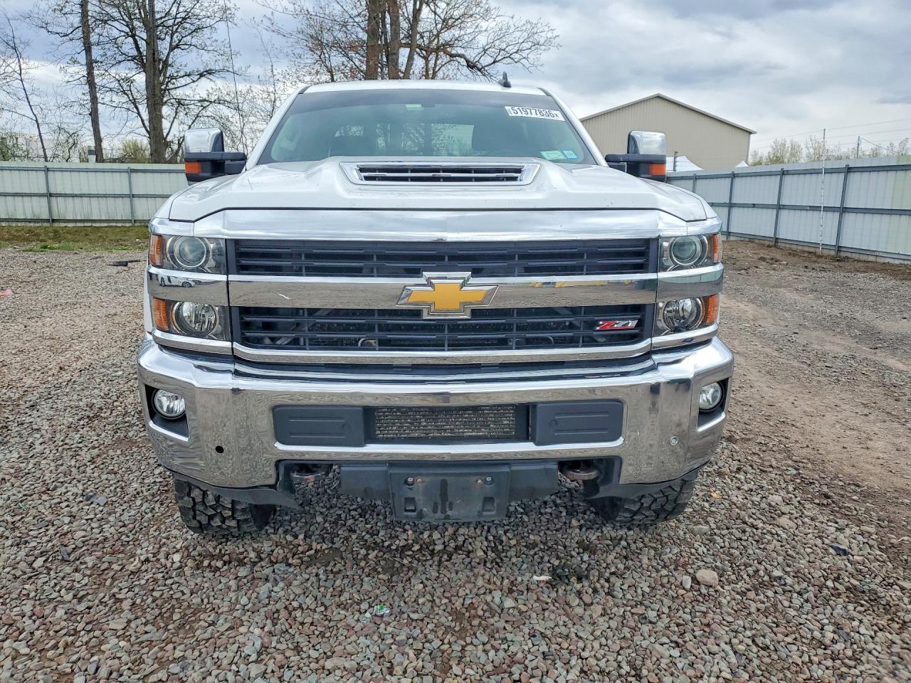 2017 CHEVROLET SILVERADO