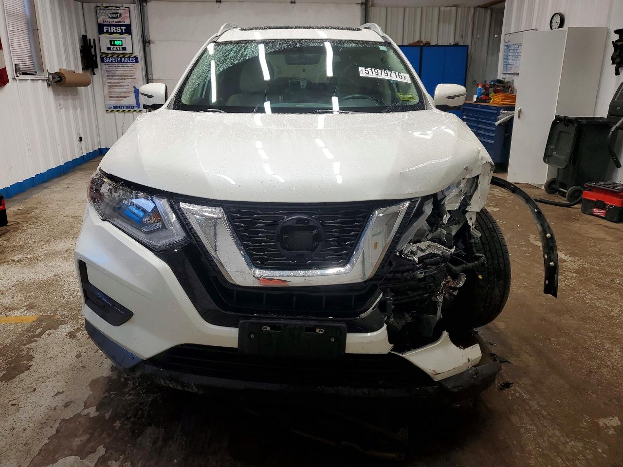 2018 NISSAN ROGUE