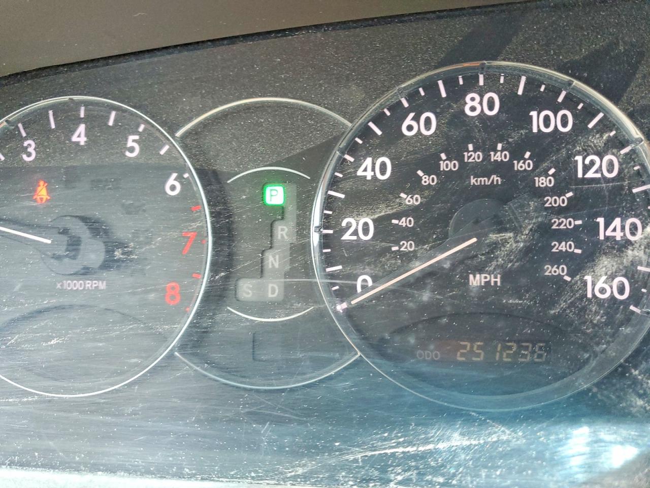 2005 TOYOTA AVALON