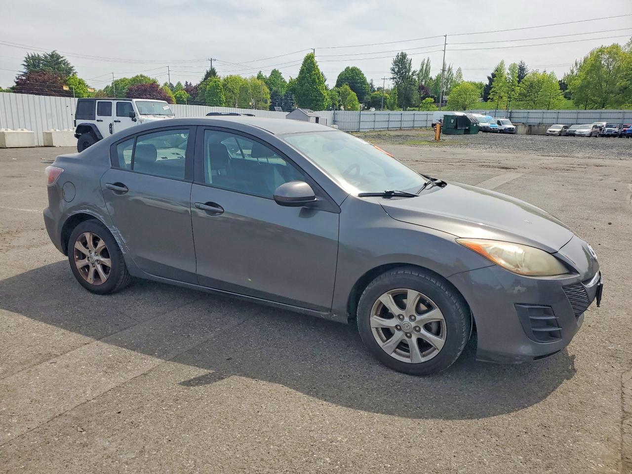 2010 MAZDA 3